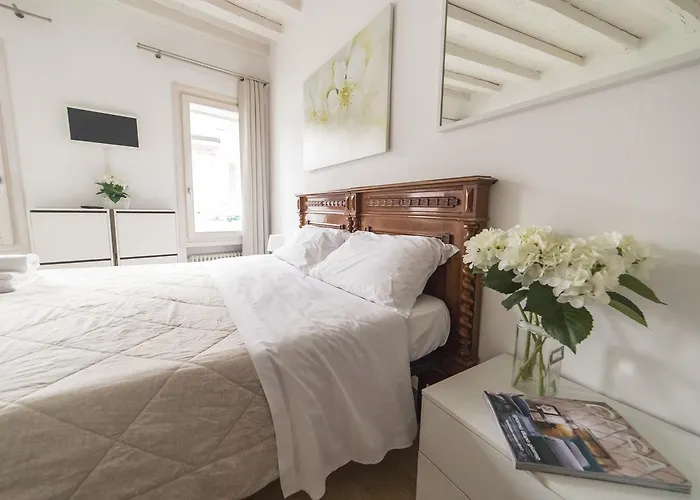 Hotel apartamentowy Academia